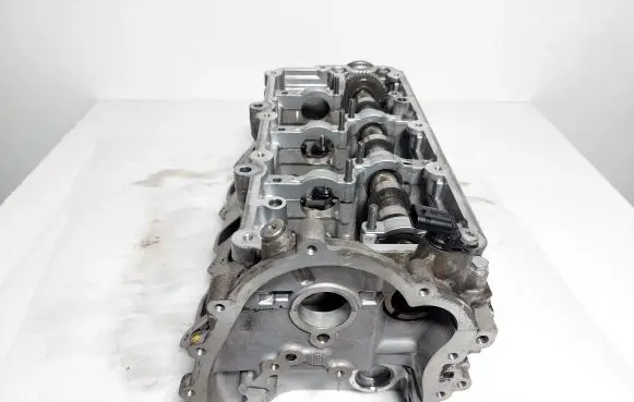 Audi A6 Allroad C6 Engine head 1059354CH