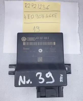 Audi A8 S8 D3 4E Gateway control module 4E0907468E