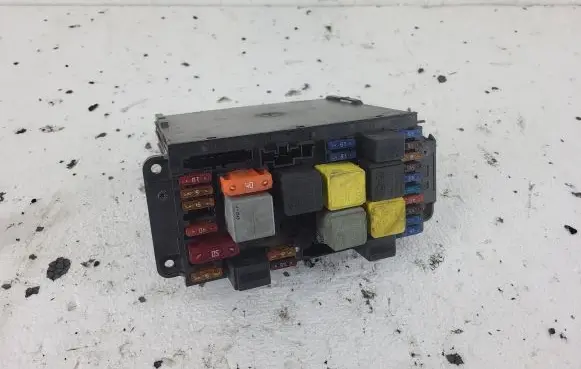 Mercedes-Benz C W203 Fuse box set 0025459301 5DK00797320