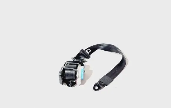 Audi Q3 8U Front seatbelt 8U0857706A 8U0857706 307197699G48AD