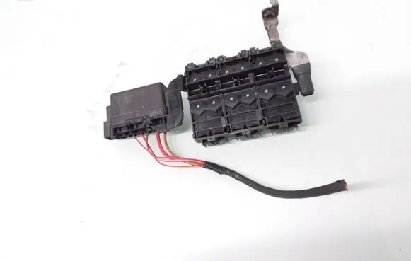 Skoda Fabia Mk1 (6Y) Fuse module 5Z0937548C