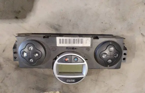 Renault Scenic II - Grand scenic II Climate control unit 8290265572