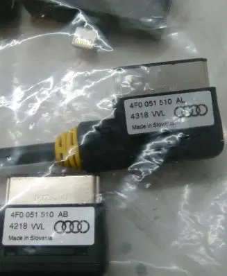Audi Q5 SQ5 iPod connector socket 4F0051510AM 039378 534226