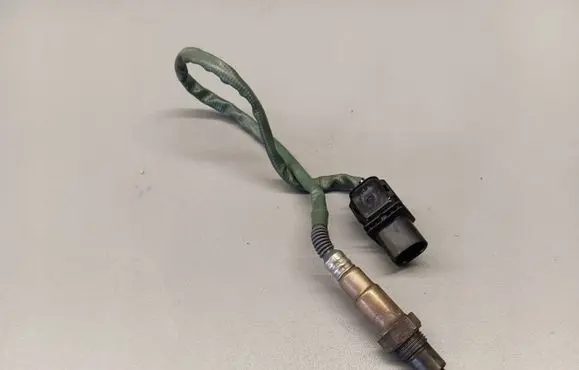 Mercedes-Benz ML W164 Lambda probe sensor 05149027AA
