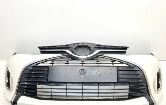 Toyota Yaris Front bumper 52119-0H180