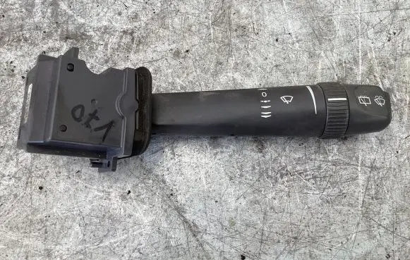 Volvo V70 Wiper control stalk 9452391 02W30A