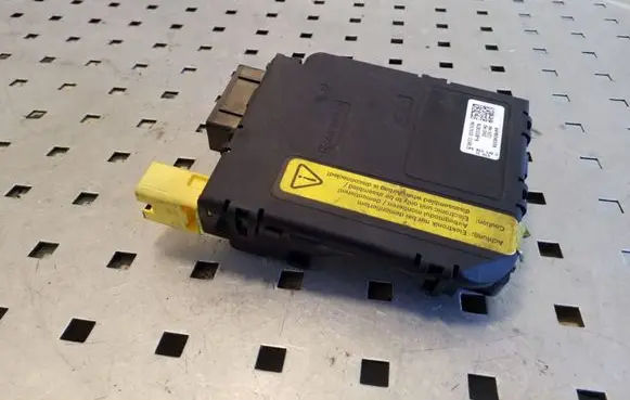 Volkswagen Touran I Other control units/modules 1K0953549F
