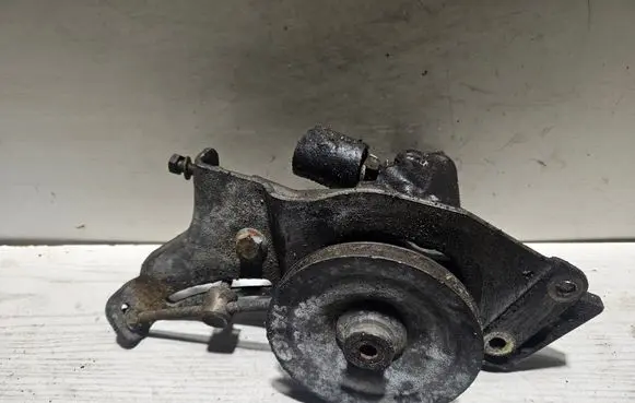 Renault Espace II Power steering pump 7700730215