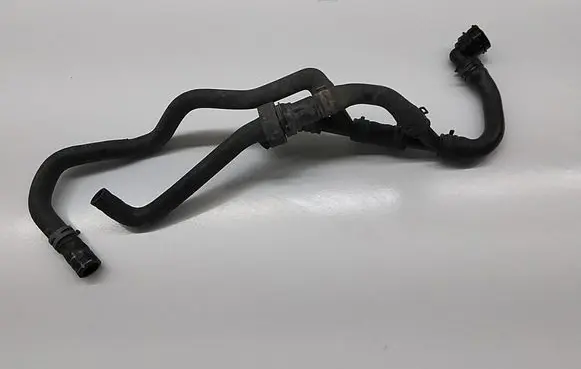 Volkswagen Tiguan Brake vacuum hose/pipe 5Q0121087