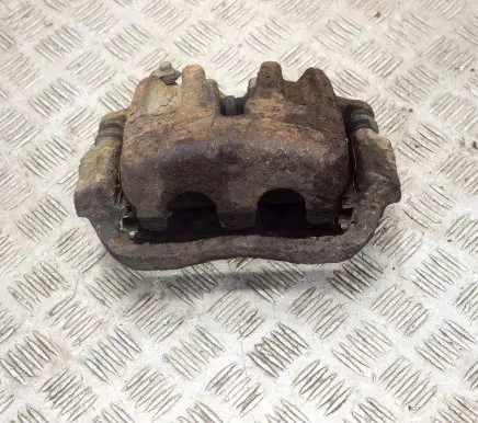 Land Rover Discovery 3 - LR3 Front brake caliper