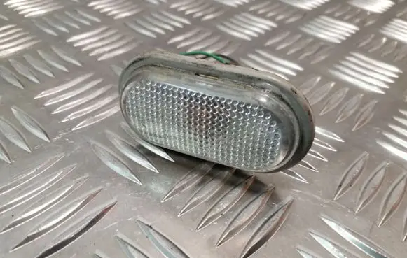 Opel Movano A Front fender indicator light 7700847333