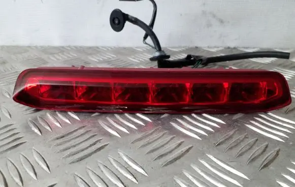 Opel Mokka Third/center stoplight 95151129