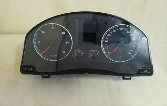 Volkswagen Golf V Speedometer (instrument cluster) 1K0920864B