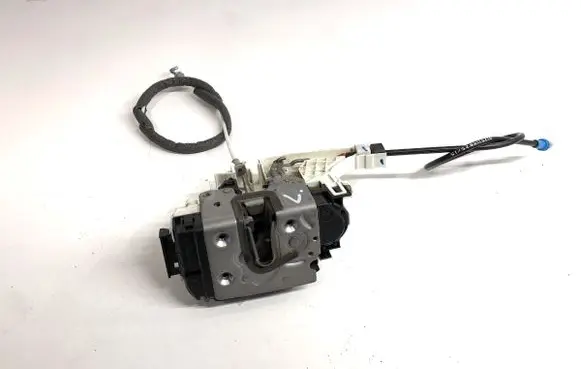 Volkswagen Crafter Front door lock A9067202135