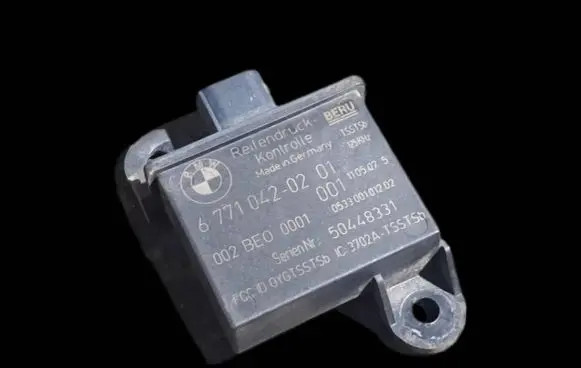 BMW 3 E92 E93 Tire pressure sensor 7710420201