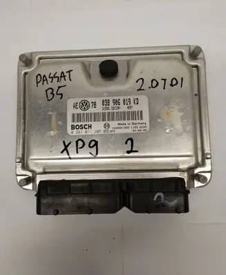 Volkswagen PASSAT B5.5 Engine control unit/module 038906019