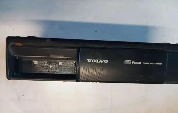 Volvo S80 CD/DVD changer 8651018 0104 14996