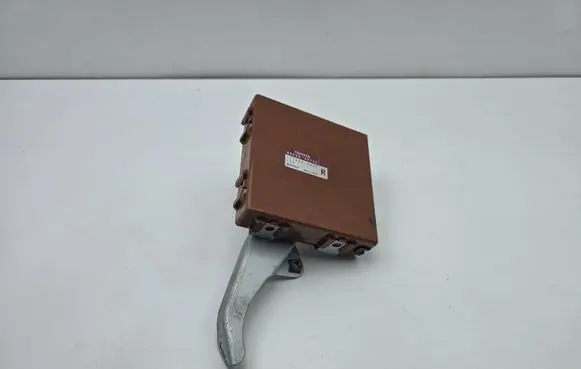 Lexus RX 330 - 350 - 400H Other control units/modules 8865048150 1776000827
