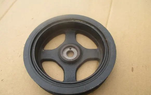 Toyota Yaris Crankshaft pulley MPN