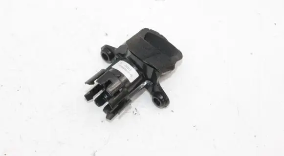 Jaguar XJ X351 Oil temperature sensor GX5319C838AA