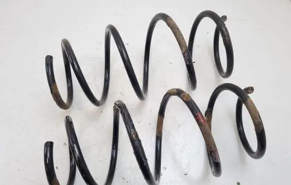 Toyota Prius (XW30) Front coil spring