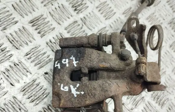 Ford Kuga I Rear brake caliper