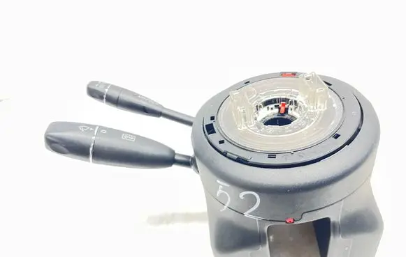 Mercedes-Benz C W204 Wiper turn signal indicator stalk/switch A2129007502