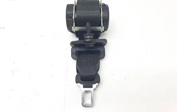 Dacia Duster II Middle seatbelt (rear) 888500116R