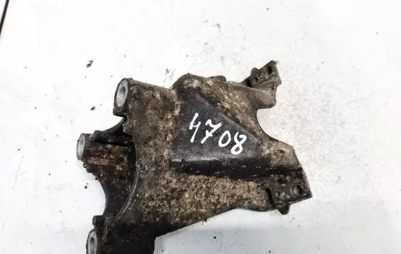 Peugeot Partner Engine mounting bracket