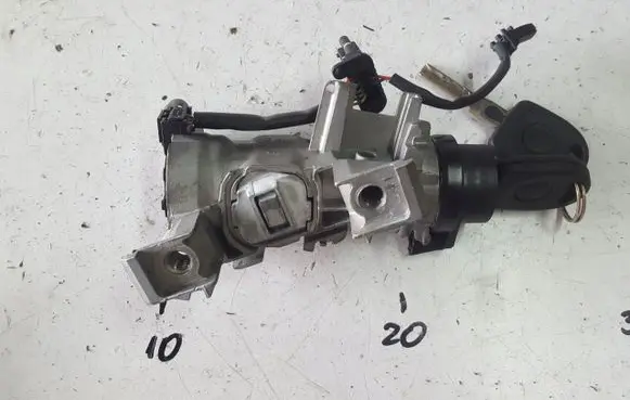 Audi A3 S3 8P Ignition lock 1K0905851