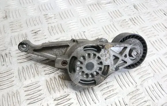 Volkswagen Golf Plus Alternator belt tensioner 