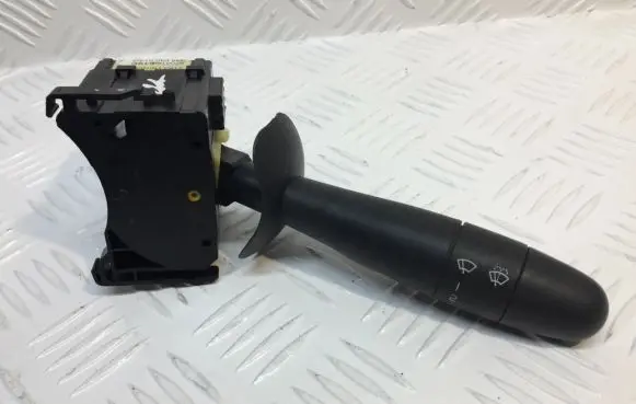Renault Master II Wiper control stalk 8200199519C