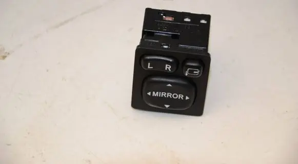 Toyota RAV 4 (XA40) Wing mirror switch 769747E 183575 10899