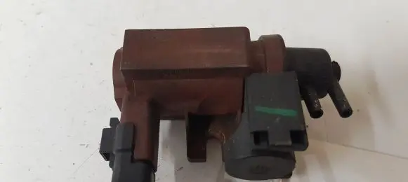 Ford Focus C-MAX Turbo solenoid valve 6G9Q9E882CA 70177100
