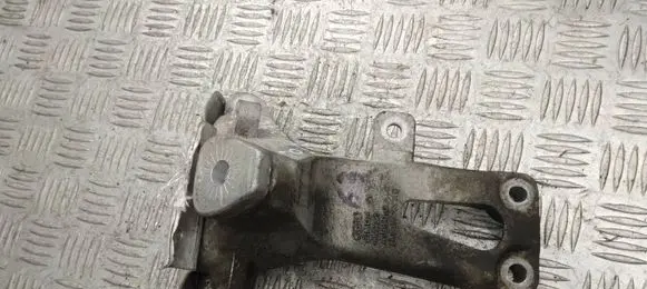 Audi A4 S4 B8 8K Engine mounting bracket 8K0199308AQ
