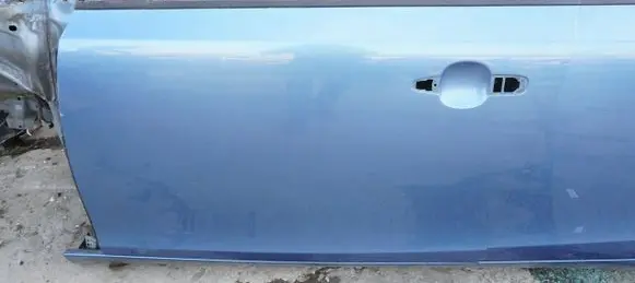 Volvo V40 Front door