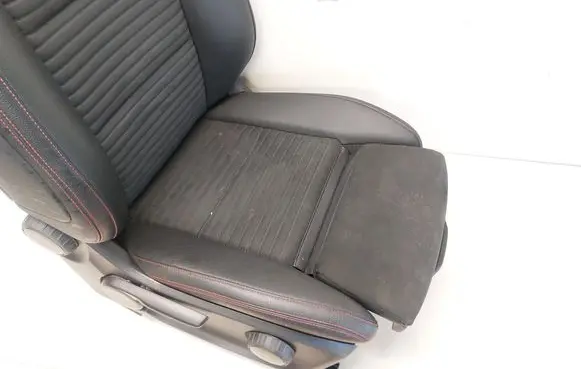 Mercedes-Benz CLA C117 X117 W117 Front passenger seat 