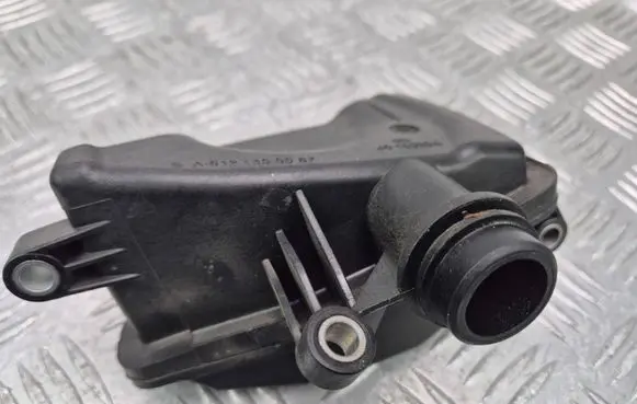 Mercedes-Benz E W212 Intake resonator A6421400087