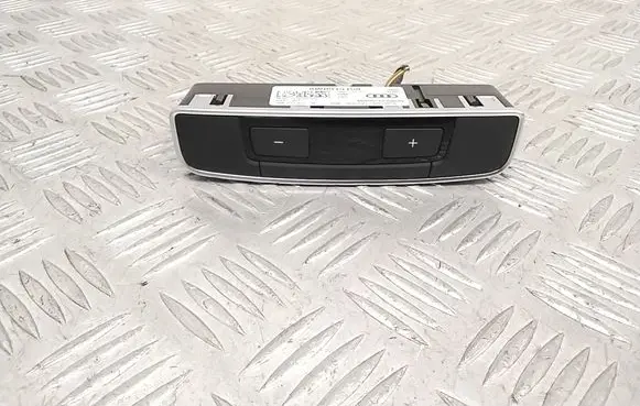 Audi A4 S4 B9 Air conditioner control unit module 8W0919158