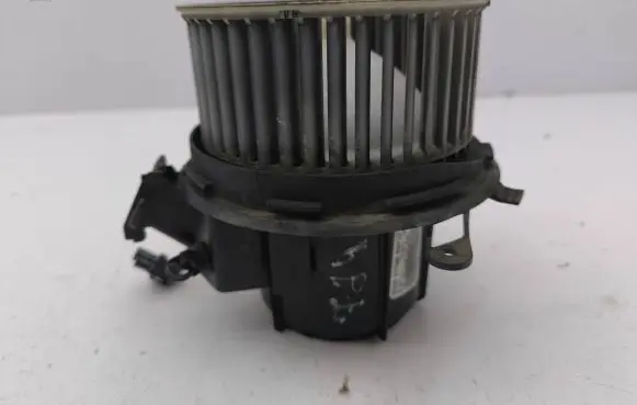 Mercedes-Benz C W204 Heater fan/blower V7771001
