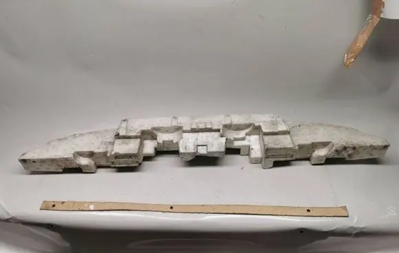 Front bumper foam support bar