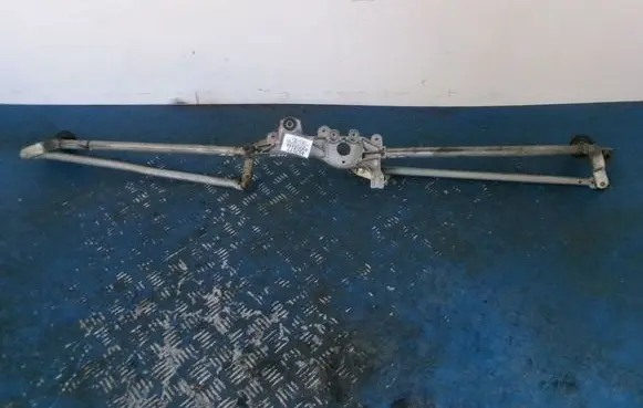 Opel Astra J Front wiper linkage and motor 13262434