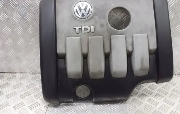 Volkswagen PASSAT B6 Heat shield in engine bay 03G103925BP