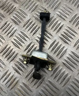 Toyota RAV 4 (XA10) Front door check strap stopper