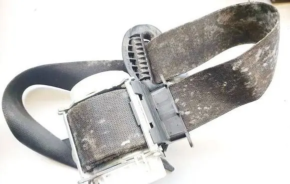 Front seatbelt