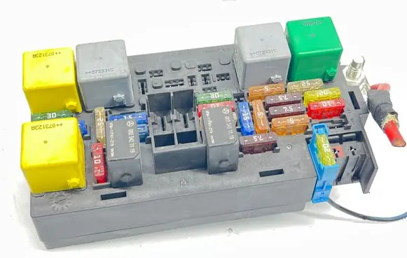 Mercedes-Benz ML W164 Fuse box set A1645402972