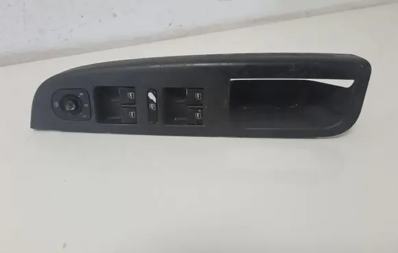 Volkswagen Golf V Electric window control switch 1K4959857 1K4868049B 1K0959565F