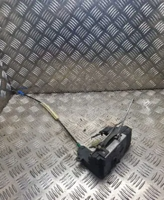 Subaru Forester SF Front door lock