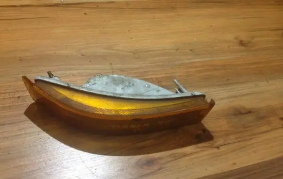 Toyota Corolla E90 Front indicator light 12293 12-293