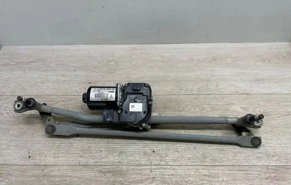 Porsche Macan (95B) Front wiper linkage and motor 95B955113A 95B955601A